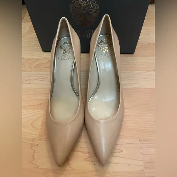 NEW VINCE CAMUTO thanley Sandstone Nude Pumps Size 12 Women Leather Pointy Heels - Picture 3 of 8